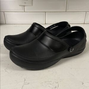 Crocs Mercy Work Clog 10876 Black Women’s Size 10